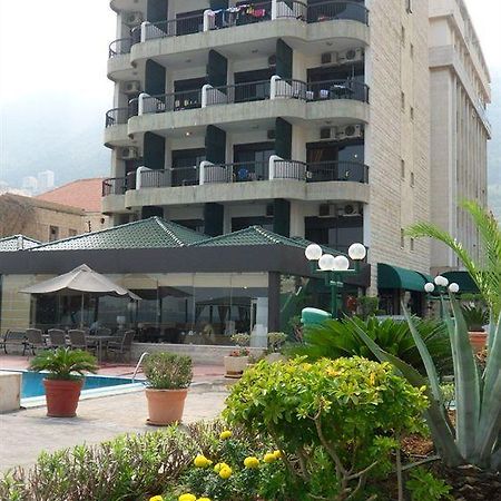 Holiday Suites Hotel & Beach Resort Джуния Экстерьер фото