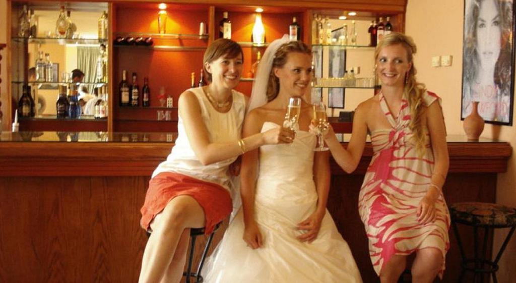 Holiday Suites Hotel & Beach Resort Джуния Экстерьер фото