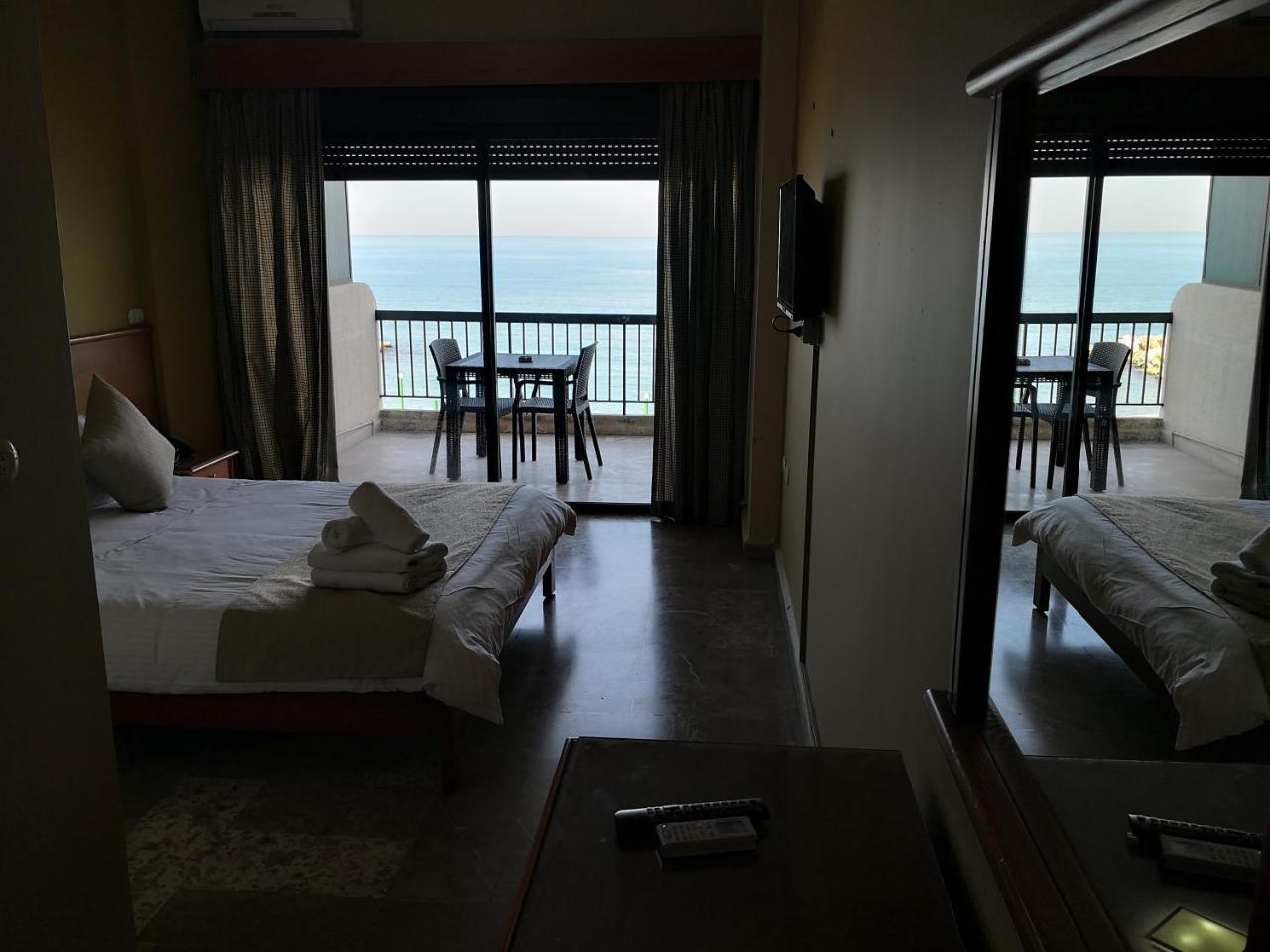 Holiday Suites Hotel & Beach Resort Джуния Экстерьер фото
